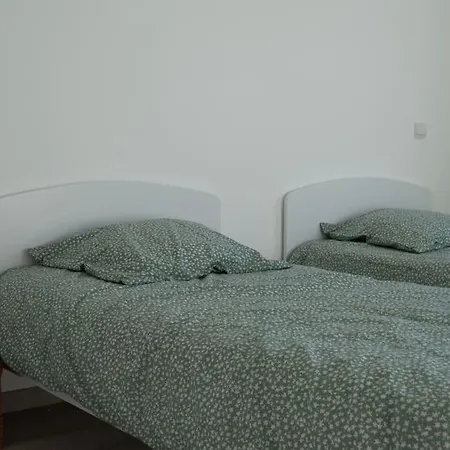 Villa Ac Interlude *