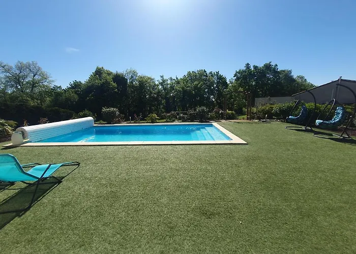 Ac Interlude Castelnau-de-Montmiral