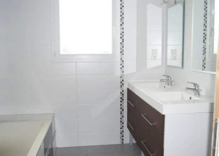 Villa Ac Interlude *